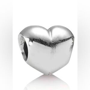 Pandora smooth puffed heart charm